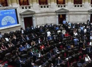 Paro general en Santiago del Estero: menor circulación por la reforma laboral paro diputados