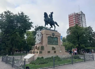 Domingo con clima agradable y sin lluvias en Santiago del Estero Cielo parcialmente nublado durante una jornada de clima agradable en Santiago del Estero