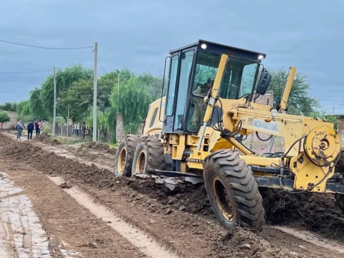 Trabajos de limpieza y mejora de calles en barrios de Loreto impulsados por la municipalidad
