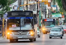 Paro total de colectivos en Santiago del Estero: miles de usuarios afectados por falta de pago salarial Paro de colectivos en Santiago del Estero con unidades detenidas y ausencia de servicio en la ciudad.