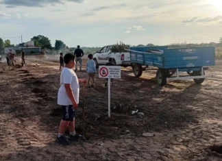 Ramón González impulsa el deporte y recupera espacios públicos en Loreto Ramón González en Loreto durante actividades de recuperación de espacios y promoción deportiva.