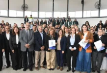 Norma Fuentes impulsa nuevas políticas educativas para formar ciudadanos responsables desde la infancia Norma Fuentes durante el lanzamiento del programa educativo municipal en Santiago del Estero