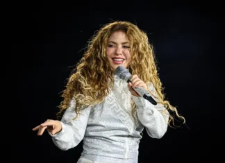 Shakira volverá a cantar para el Mundial 2026 y ya presentó un adelanto de “Dai Dai” Shakira durante una presentación tras ser confirmada como intérprete de la canción oficial del Mundial 2026.
