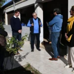 Diego Ponti y Carlos Silva Neder visitaron el Hogar de Ancianos y la parroquia San Pedro y San Pablo de Quimilí Diego Ponti y Carlos Silva Neder durante una visita institucional en Quimilí.