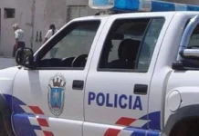 Se despertó en plena madrugada y descubrió que su esposa había desaparecido: intensa búsqueda en el norte santiagueño Policía investiga la desaparición de una mujer de 28 años en Tintina, departamento Moreno, luego de que su esposo denunciara que no regresó a su hogar durante la madrugada.