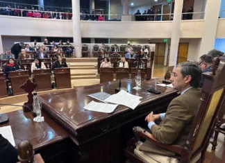 La Legislatura destacó el potencial de la ExpoBra 2026 y el desarrollo genético ganadero en la Provincia Sesión ordinaria de la Cámara de Diputados de Santiago del Estero, conducida por el vicegobernador Carlos Silva Neder.