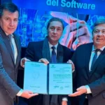 Silva Neder destacó el desafío de la inteligencia artificial y el rol de la formación tecnológica en Santiago del Estero Carlos Silva Neder durante la jornada sobre inteligencia artificial e industria del software realizada en la UNSE.
